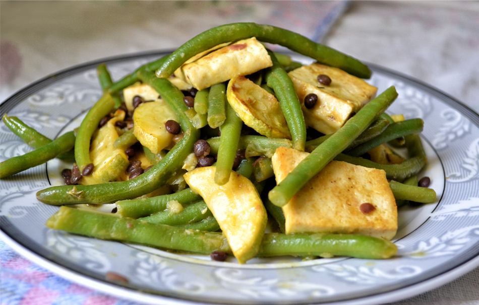 טופו עם ירקות ברוטב חמצמץ