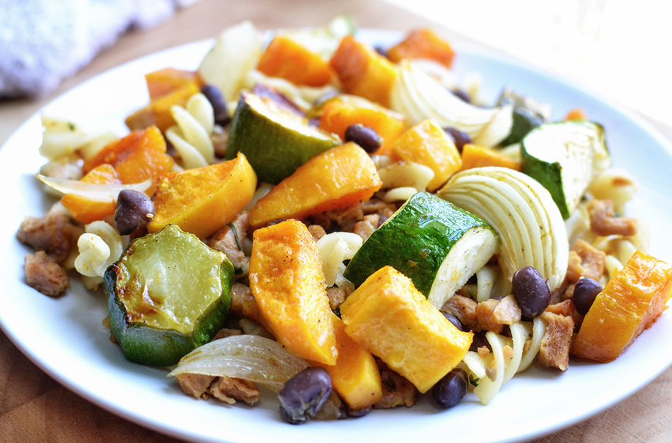 ירקות אפויים, פסטה, שבבי סויה ואזוקי