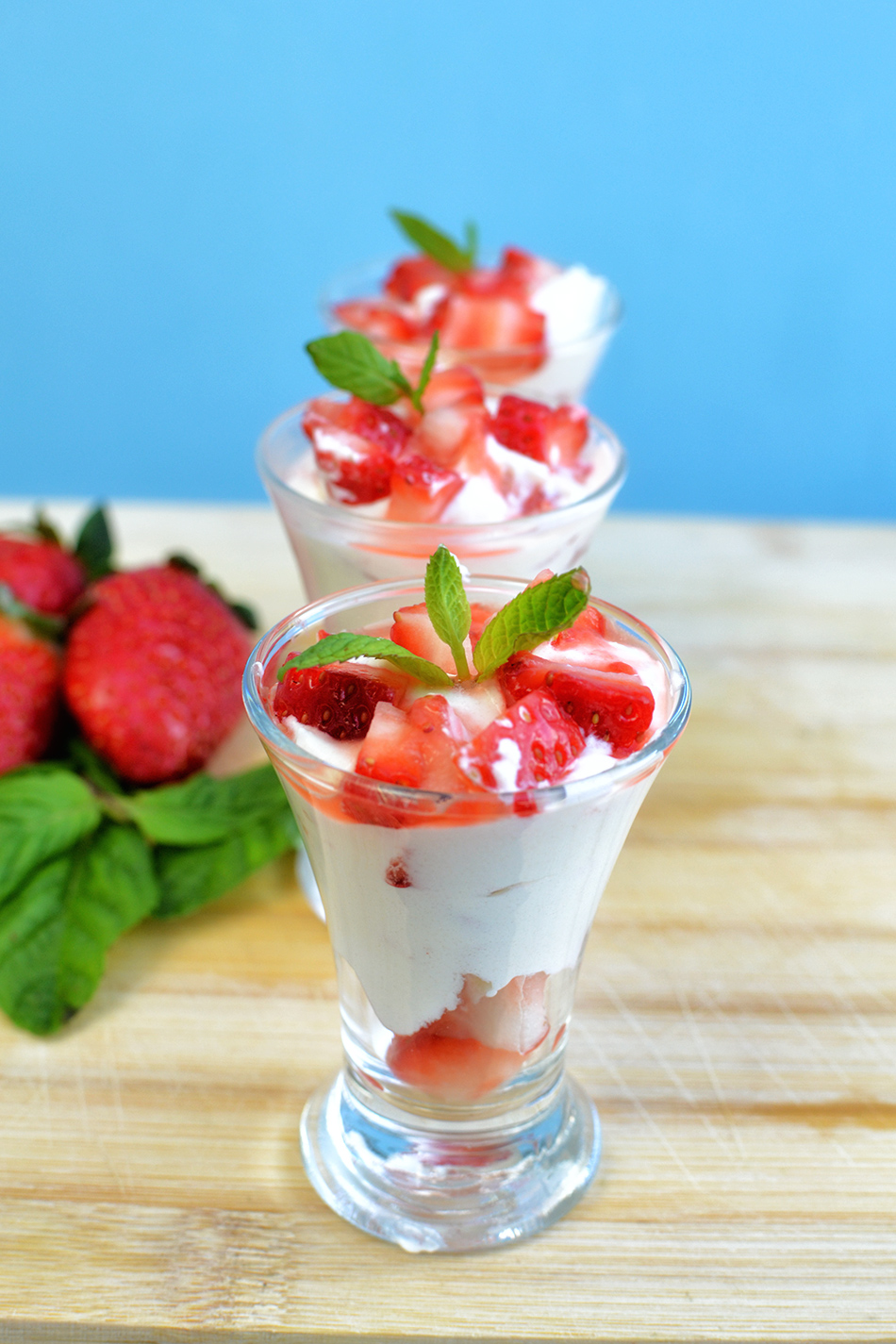 קינוח אישי קרם ותות