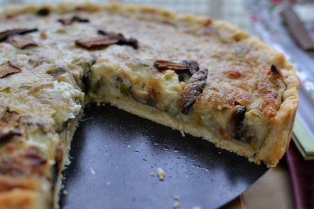 קיש פטריות ובצל