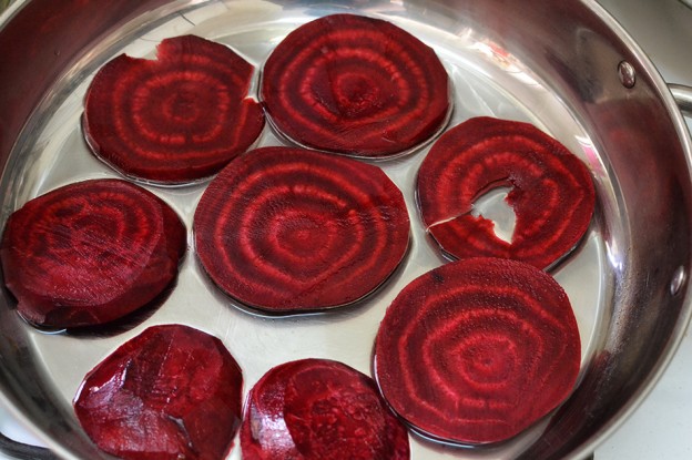 פירות יבשים ממולאים