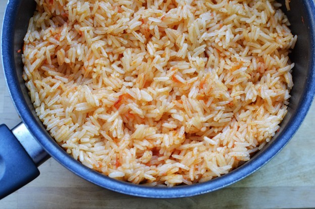 אורז עם עגבניות