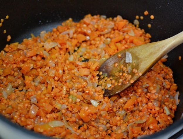 מרק עדשים וגזר