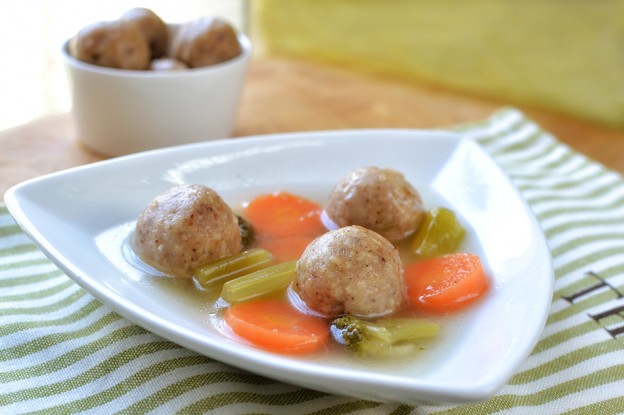 קניידלך טבעוני מושלם + מרק