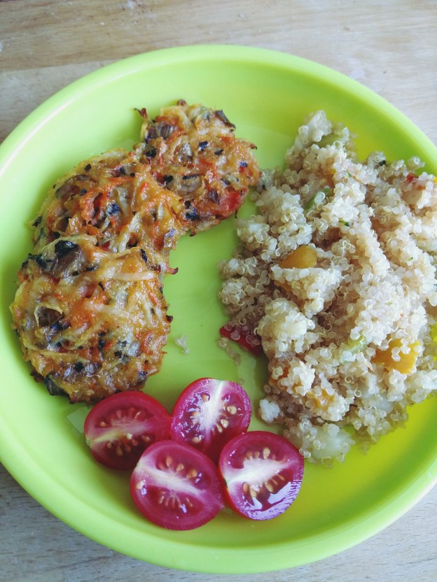 קינואה עם ירקות, לביבות ירקות