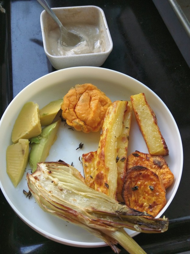 ירקות אפויים ומאפין ירקות ועדשים